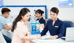 Doanh số kinh doanh bảo hiểm 09 tháng đầu năm của SCB đạt hơn 900 tỷ đồng, duy trì vị trí dẫn đầu thị trường