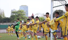 BHL SLNA dù muốn hay không cũng phải sớm khởi động chương trình “Người Việt Nam dùng hàng Việt Nam” với niềm hy vọng lớn nhất mang tên Hồ Tuấn Tài. (ảnh VietTimes).