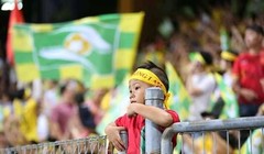 Bao giờ SLNA mới có chiến thắng? Ảnh Hội CĐV.