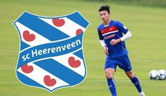 Các nhà báo thể thao Việt Nam cũng bất ngờ bởi bầu Hiển khá kín thương vụ triệu USD với giới truyền thông. Ảnh HNFC.