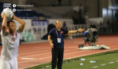 Ông Park đang khoan thủng các hàng phòng ngự bê tông của các đối thủ bảng B. Ảnh VFF