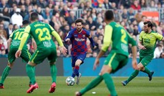 Khi Leo thông nòng thì hàng công của chủ nhà lại nguy hiểm hơn bao giờ hết bởi họ sẽ chơi biến hóa khôn lường, đối phương sẽ lâm vào cảnh không biết ngăn chặn như thế nào. Ảnh CLB