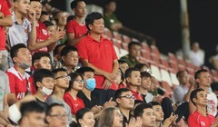 Đã có trái tim nóng, bầu Hoàn vẫn cần có thêm cái đầu lạnh để đưa bóng đá Hải Phòng trở về quỹ đạo vốn có. Ảnh HPFC.