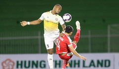 Thiếu quân, không có HLV Đức Thắng khiến chủ nhà Bình Định thua trận. Ảnh VPF.