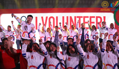 Sinh viên tình nguyện SEA Games 31. Ảnh AT