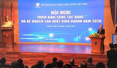 Ông Phạm Đức Long, Phụ trách Hội đồng Thành viên, Tổng giám đốc VNPT phát biểu tại Hội nghị.