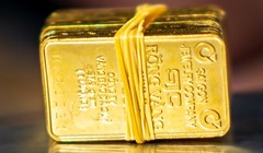 Làm sao để ngăn “điên loạn” giá vàng?