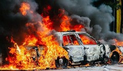 Ô tô cháy, nổ mùa hè: Nguyên nhân và cách phòng tránh đúng cách