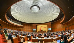 Việc bãi nhiệm đại biểu Quốc hội phải được ít nhất 2/3 tổng số đại biểu Quốc hội biểu quyết tán thành.