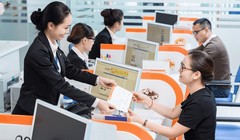 Giới chủ một số ngân hàng giảm tỷ lệ sở hữu xuống dưới 15%