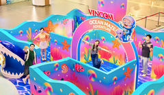 Nghỉ hè giữa thành phố lên ngôi, các gia đình rủ nhau đi trung tâm thương mại "nghỉ dưỡng” kiểu mới