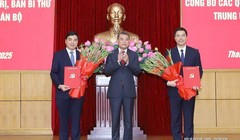 Ông Nguyễn Hoài Anh và Nguyễn Hồng Phong giữ chức Phó bí thư Tỉnh ủy Thanh Hóa