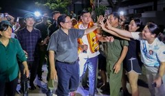 Thủ tướng thị sát điểm ngập sâu tại Hà Nội