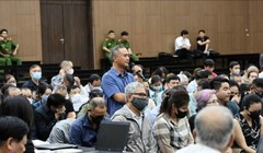 Cựu Bí thư TP Hòa Bình 74 lần đánh bạc, thua vẫn vay tiền để chơi tiếp