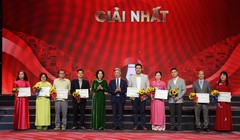 Giải báo chí toàn quốc về phòng, chống HIV/AIDS gọi tên những câu chuyện tử tế