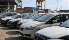 Hơn 600 xe BMW phơi mưa nắng ở Việt Nam sẽ tái xuất về Đức