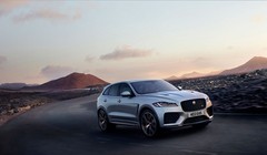 Jaguar F-PACE SVR là mẫu Crossover mạnh mẽ nhất hiện có của thương hiệu "Báo gấm" Anh Quốc