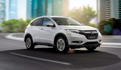 Honda HR-V sẽ bán tại Việt Nam dưới 2 phiên bản gồm 1.8G (tiêu chuẩn) và 1.8L (cao cấp). 