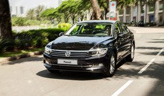  VW Passat BlueMotion Comfort 2018 trở thành phiên bản thứ 3 của dòng xe Passat hiện đang bán tại thị trường Việt Nam. 