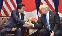 Phía Hoa Kỳ muốn có một thỏa thuận thương mại tự do hoàn toàn với Nhật Bản. (Ảnh: The Japan Times)