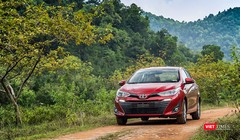 Toyota Việt Nam hiện chưa có động thái giảm giá chính thức nhưng các đại lý đã chủ động giảm giá các dòng xe lắp ráp để kích cầu trong dịp Tết Nguyên dán đang cận kề. (Ảnh: Ngô Minh)