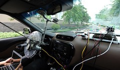 Ô tô tự lại được FPT thử nghiệm (ảnh: FPT)