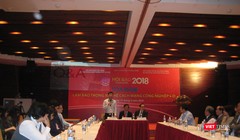 Buổi tọa đàm "Làm báo trong xu thế CMCN 4.0" trong khuôn khổ Hội báo Toàn quốc 2018.