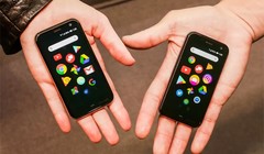 Palm - chiếc điện thoại không phải là điện thoại. Ảnh: Cnet.