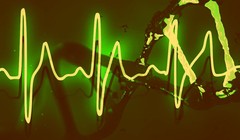 Con người sống lâu hay không cũng do DNA quyết định. Ảnh: Futurism.