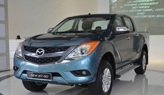 Bán tải Mazda BT-50 có sự sụt giảm nghiêm trọng. 