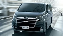 Toyota Granvia.