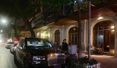 Rolls-Royce Cullinan thứ 3 lăn bánh ở Hà Nội. 
