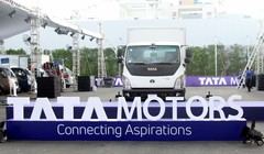 Tại thị trường Việt Nam, xe tải hạng trung Tata Ultra 814 thế hệ mới 2019 có nhiều cải tiến so với đối thủ.