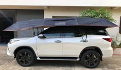 Ô che nắng ô tô thông minh đang được không ít khách hàng đang sử dụng