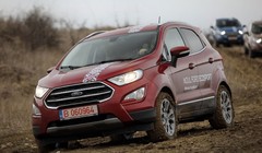 Mẫu xe Ford EcoSport đã tái chế chai nhựa làm thảm trải sàn