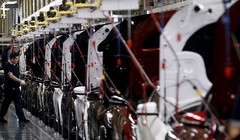 
Nhà máy Beijing Benz Automotive sản xuất xe Mercedes-Benz là liên doanh giữa BAIC và Daimler