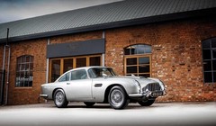 Chiếc Aston Martin DB5 đời 1965 của Điệp viên 007