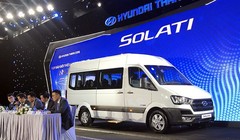 Trong khi phân khúc xe du lịch còn phụ thuộc nhiều vào nguồn xe nhập khẩu thì gần như toàn bộ phân khúc xe khách đã được lắp ráp trong nước.