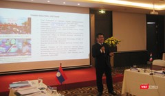 Ông Nguyễn Lâm Thanh - Phó Chủ tịch Hội Truyền thông Số Việt Nam với báo cáo về hiện trạng các mạng xã hội và phương tiện truyền thông mới tại Việt Nam