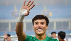 Thủ môn Bùi Tiến Dũng