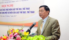 GS TS Dương Nghiệp Chí tại một hội thảo khoa học về TDTT. Ảnh ST