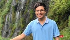 Anh Lê Trọng Nghĩa - người sáng lập trang "Tiếng Việt giàu đẹp" trên mạng xã hội Facebook