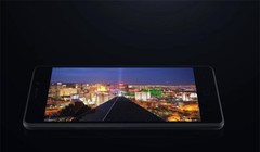 Nhiều người thích sử dụng điện thoại pin "trâu" để làm điện thoại dự phòng cho smartphone