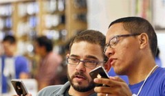 Chỉ 11% khách hàng sẵn sàng trả 1000 USD mua iPhone (ảnh SocialMediaSeo)