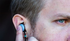 Tai nghe không dây của Google (ảnh: The Verge)