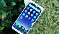 Pegasus 4S là smartphone thuộc phân khúc tầm trung của Asus (ảnh: Notey)