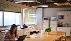 Phụ nữ vẫn vắng bóng trong ngành công nghệ (ảnh: CNET)