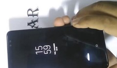 Galaxy A8+ (2018) (ảnh cắt từ clip)