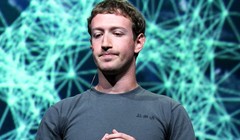 Ông Mark Zuckerberg tỏ ra hối tiếc vì không thể can thiệp vào quá trình phát triển của điện thoại thông minh (ảnh: Getty Images)  