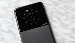 Điện thoại có 9 camera ở mặt lưng (ảnh: Twitter)